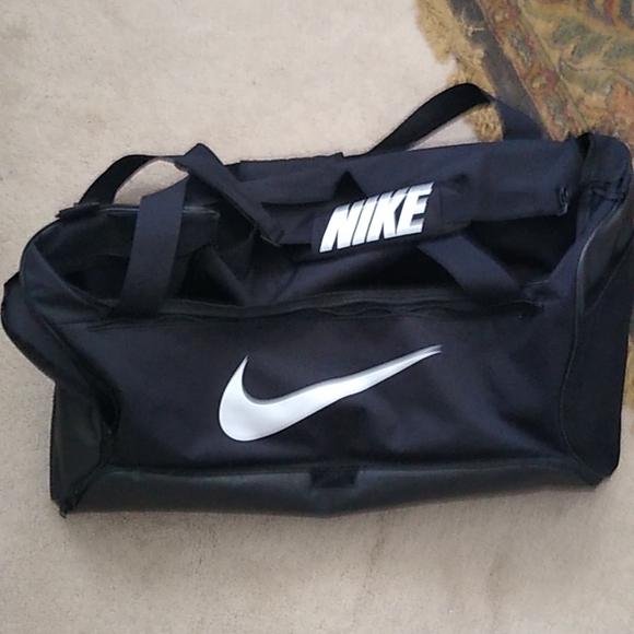 Nike Bags Mens Large Nike Duffle Bag Poshmark